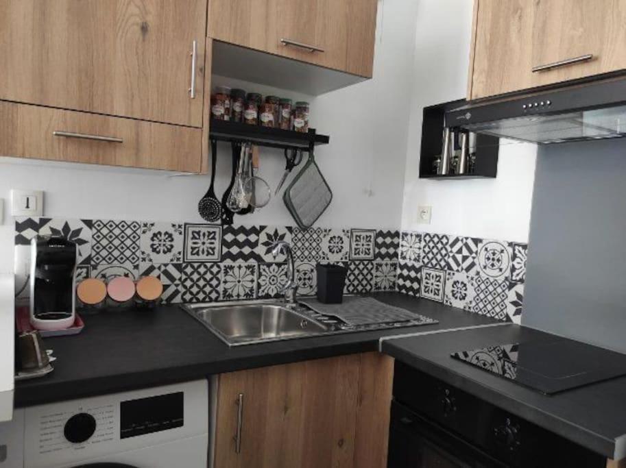Fadil Apartment วาลองเซียนส์ ภายนอก รูปภาพ
